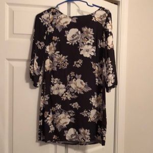 Charcoal floral dress. Size XS.